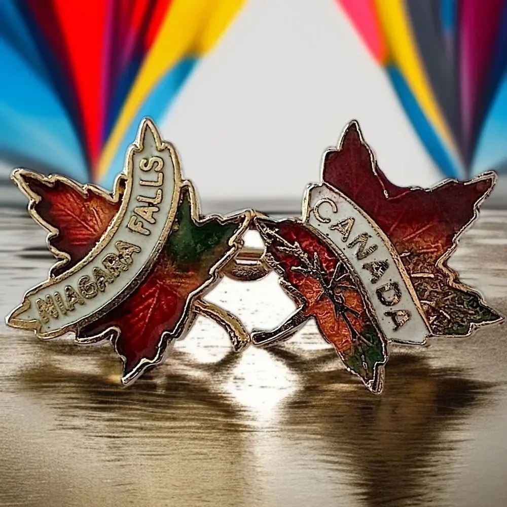 Vintage Niagra Falls Canada Pin Brooch Souvenir Double Maple Leaf Enamel Tourist